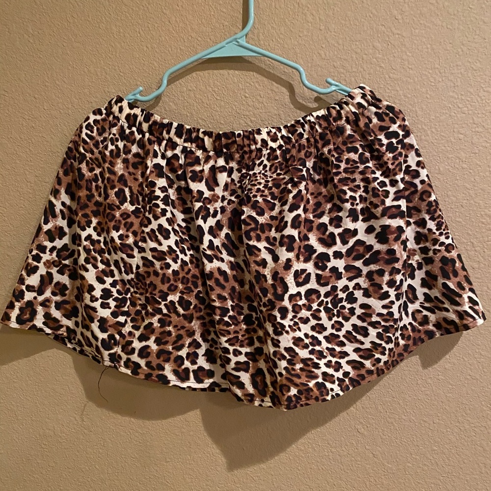 Leopard Crop Top